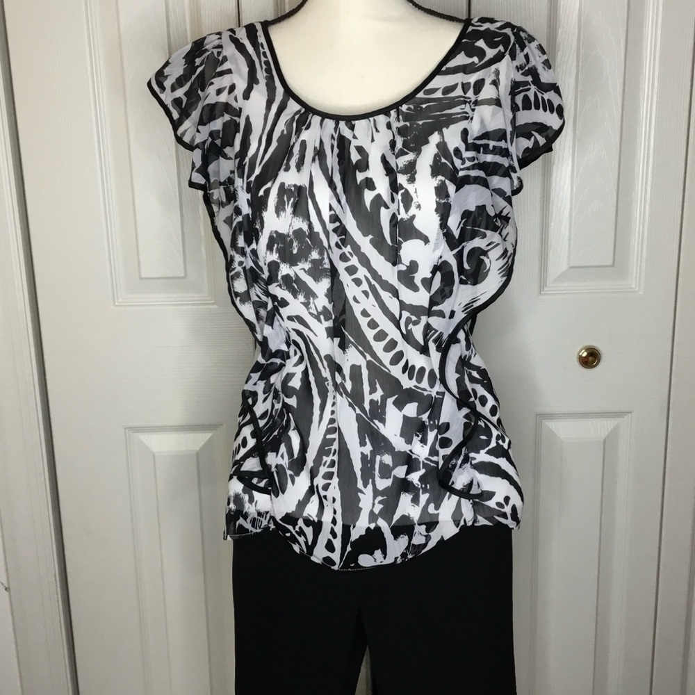 A. Byer zebra print flutter Blouse top flowy butterfly short sleeves medium